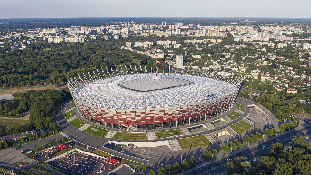 Narodowy od zewnątrz